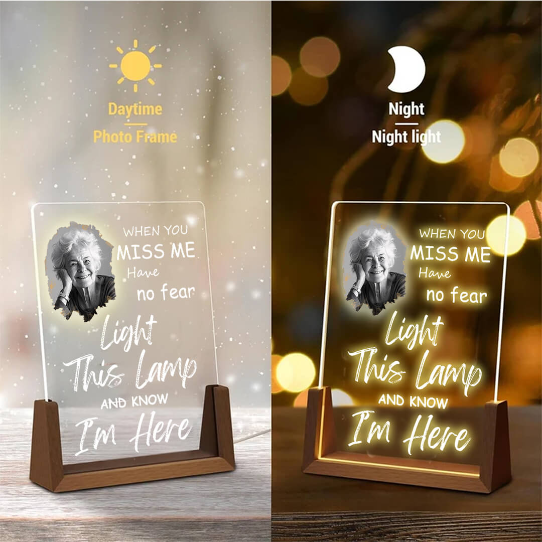 Personalisieren Sie die LED-Acrylplakette „Forever Missed“