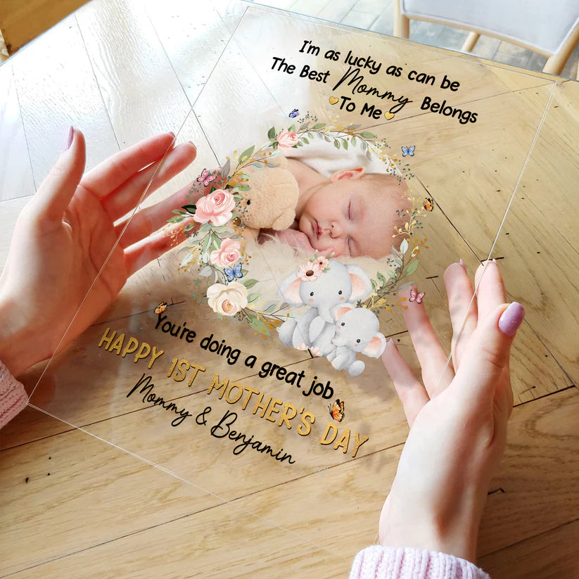 Ich bin so glücklich wie nur möglich, dass die beste Mama mir gehört – personalisierte Fotoplakette aus Acryl